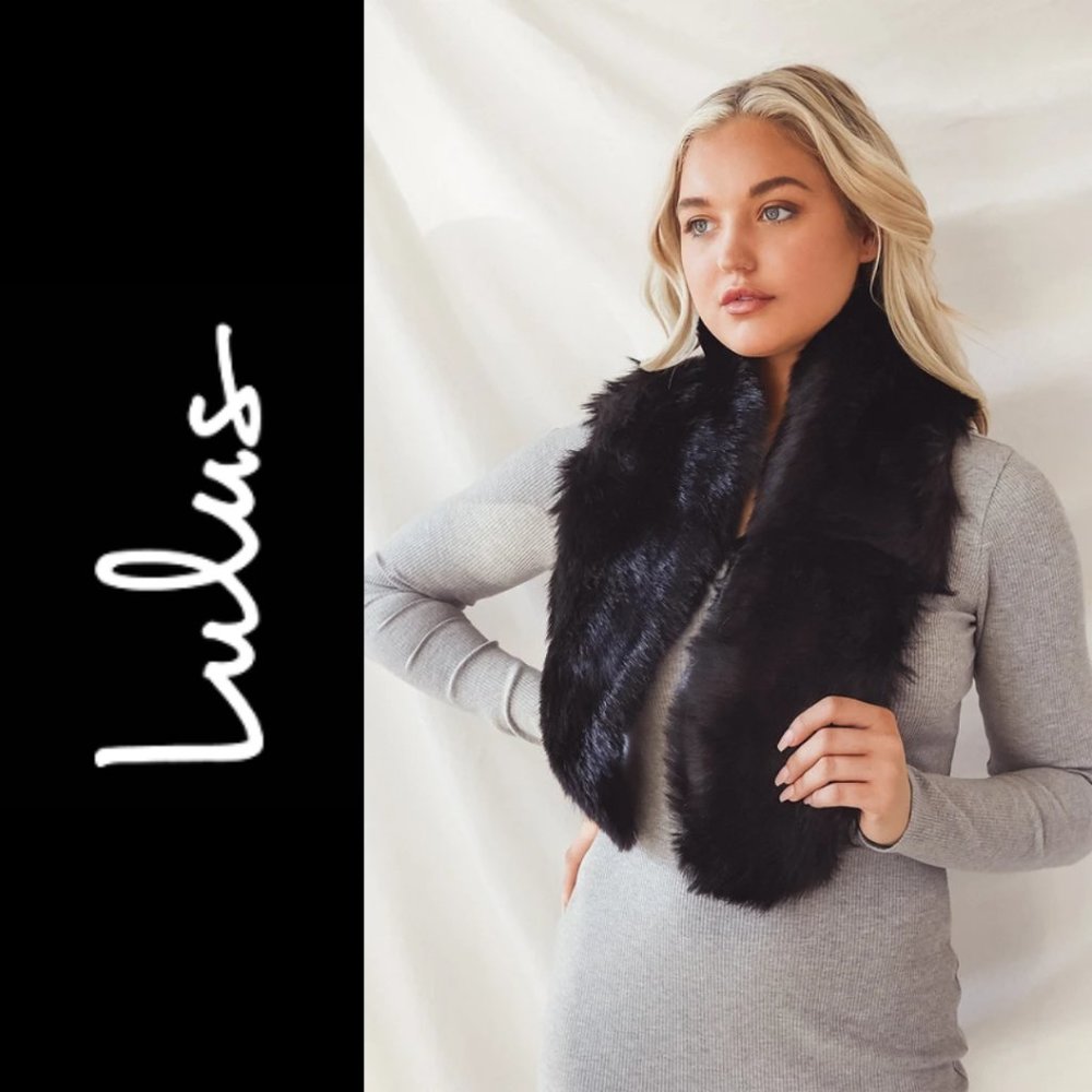 Lulu’s Black Faux Fur Stole / Scarf NWT